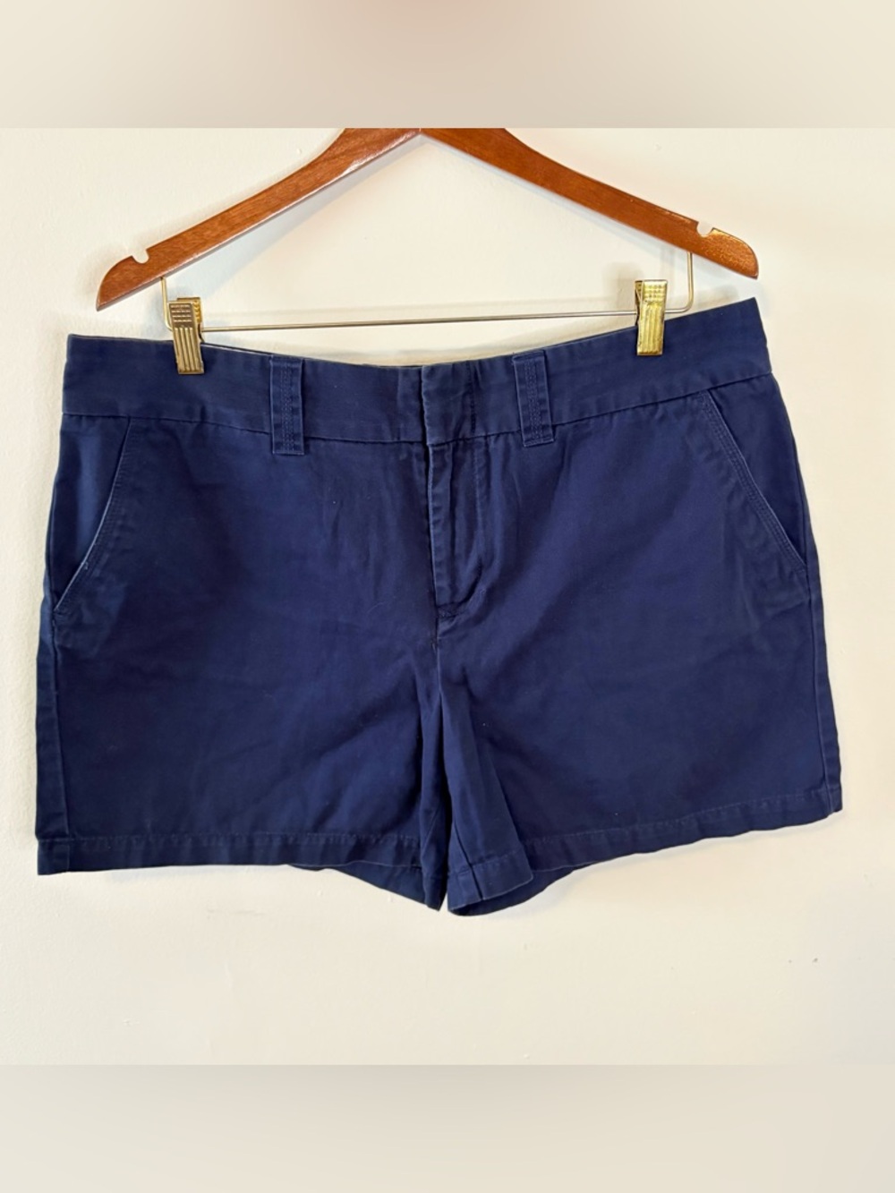 Tommy Hilfiger Mid-Rise Shorts